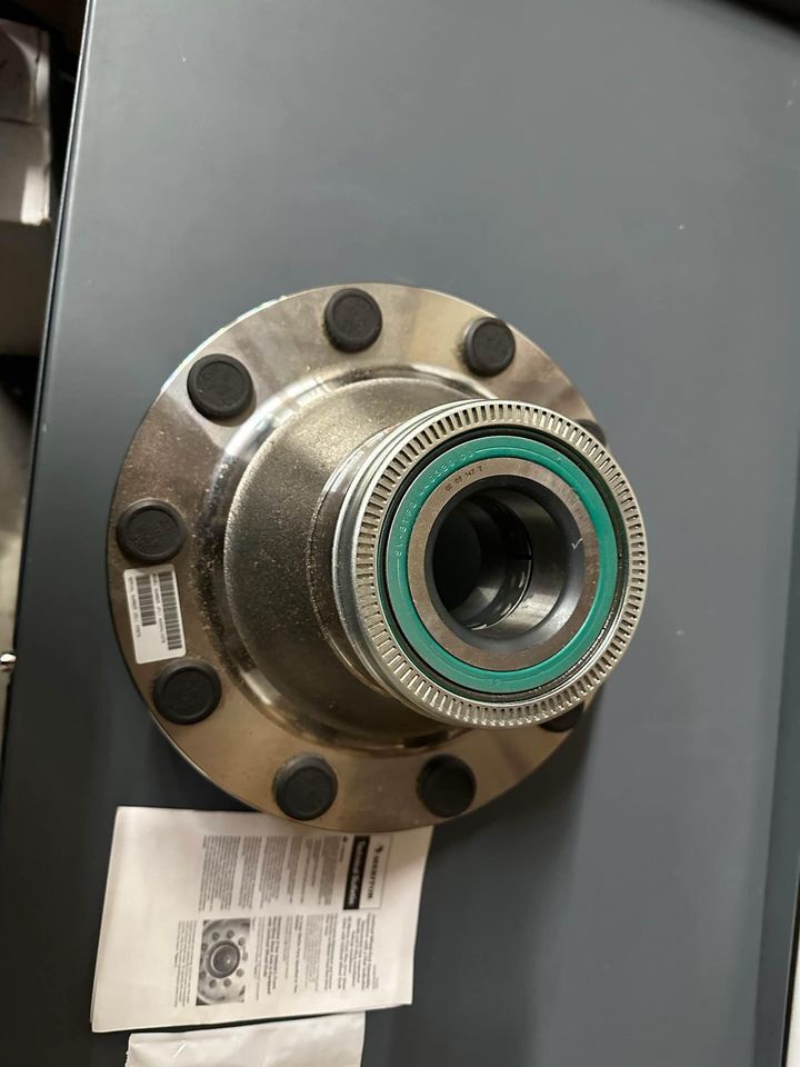 Meritor Hub Assemby With Studs and Exciter Ring A3204L1078 